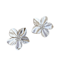 Charger l&#39;image dans la galerie, Boucles d&#39;oreilles Fleur
